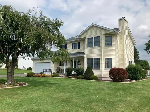 112 Valley Ln, Horseheads, NY 14845