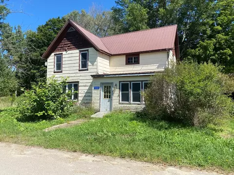 5307 Washington St, Woodhull, NY 14898