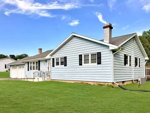 132 Overlook Dr, Horseheads, NY 14845