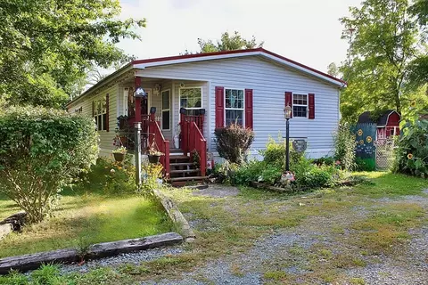 61141 State Route 415, Avoca, NY 14809