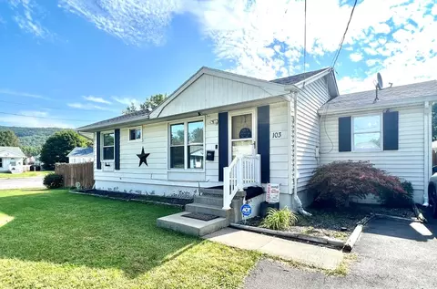 103 Parker Cir, Elmira, NY 14901