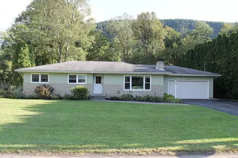 36 Palisades Blvd, Elmira, NY 14903