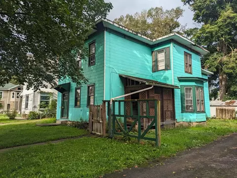 307 Lormore St, Elmira, NY 14904