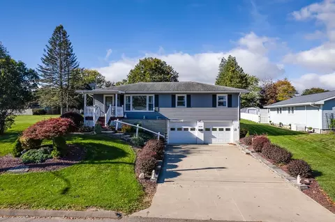 511 Bush Ave, Horseheads, NY 14845
