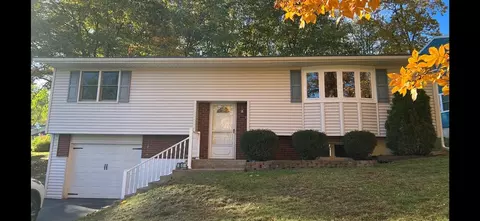 151 Hilton Dr, Horseheads, NY 14845