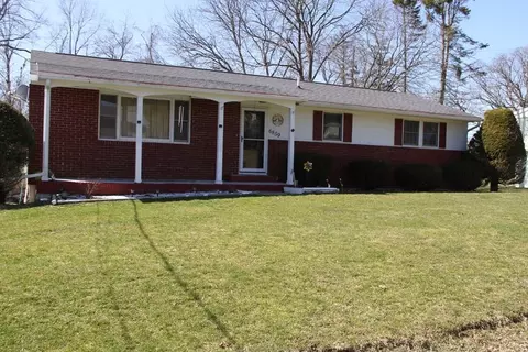 6859 Lakeview Ter, Bath, NY 14810