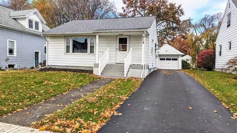 318 Grant St, Elmira, NY 14901