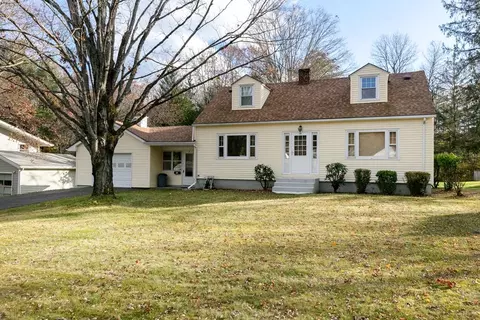 21 Brown Rd, Corning, NY 14830
