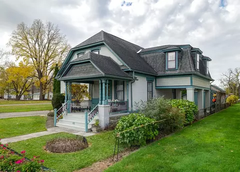 46 Main St, Lawrenceville, PA 16929