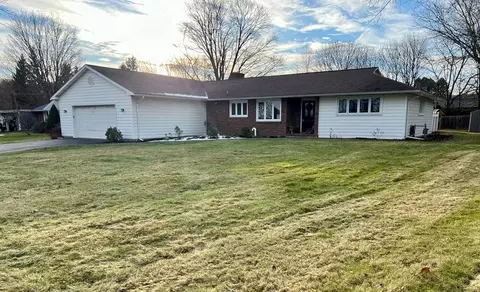 313 Maple Hts, Bath, NY 14810