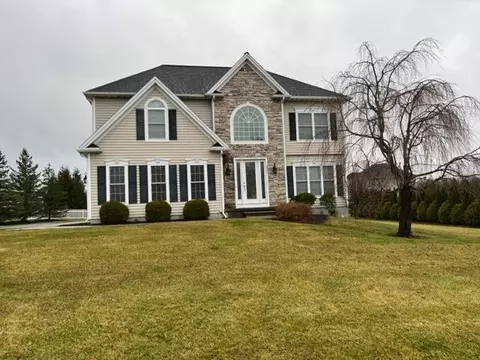 301 Wexford Ln, Horseheads, NY 14845