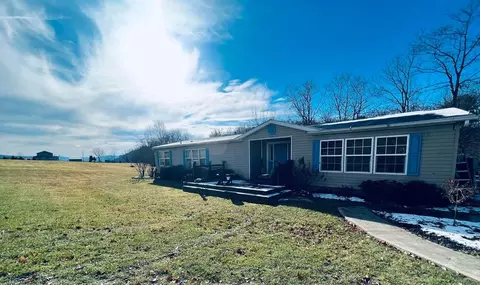 323 Stiles Rd, Elmira, NY 14901