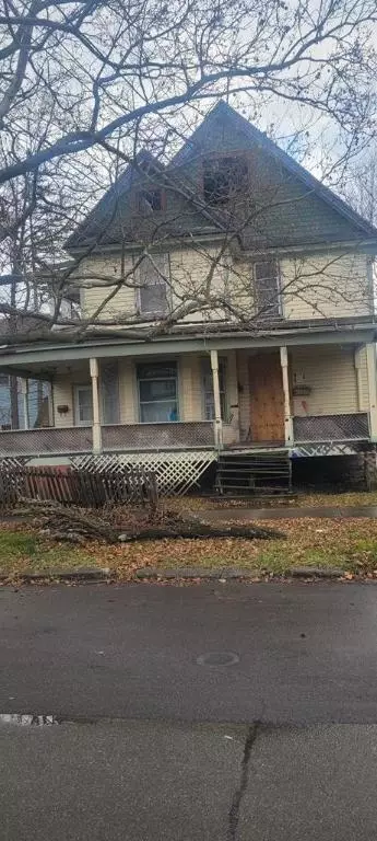 253 W Henry St, Elmira, NY 14904