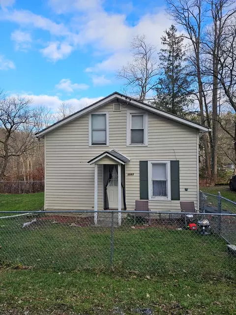 5562 Maiden Ln, Veteran, NY 14864