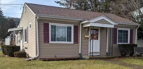 1125 Hoffman St, Elmira, NY 14905