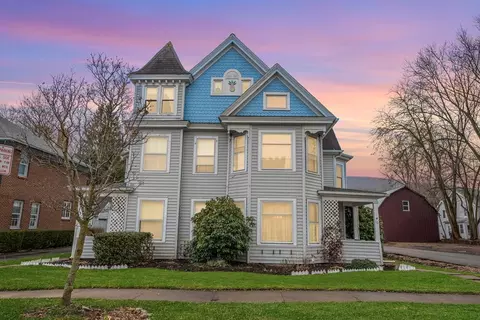72-76 W 1st St, Corning, NY 14830