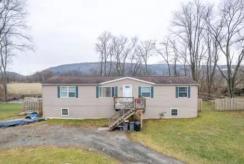 29 Guiles Rd, Spencer, NY 14883