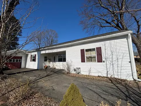 25 Miller St, Big Flats, NY 14814
