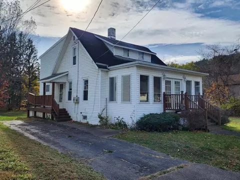 19 Roberts Ave, Corning, NY 14830