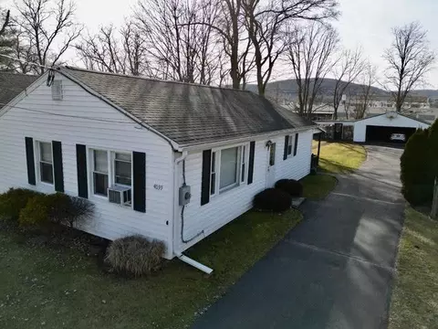 4039 Rockwell Ave, Horseheads, NY 14845