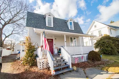 116 S Hopkins St, Sayre, PA 18840