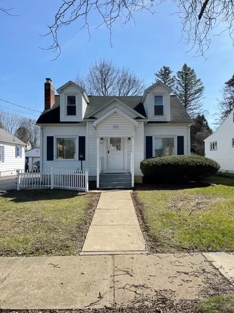 237 Kendall Pl, Elmira, NY 14901