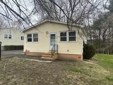 276 Robinwood Ave, Elmira, NY 14903