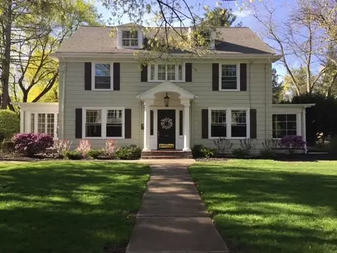 906 W Water, Elmira, NY 14905