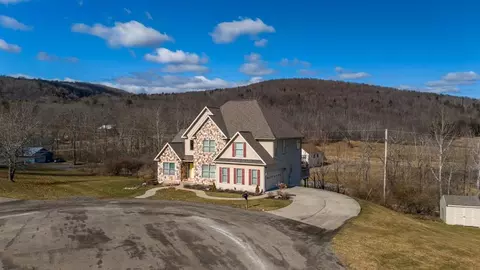 48 Sunrise Cir, PA 18810
