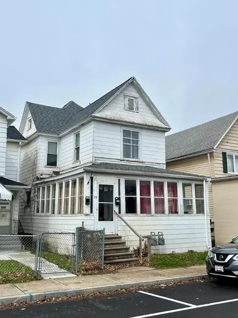 129 Bridge St, Corning, NY 14830