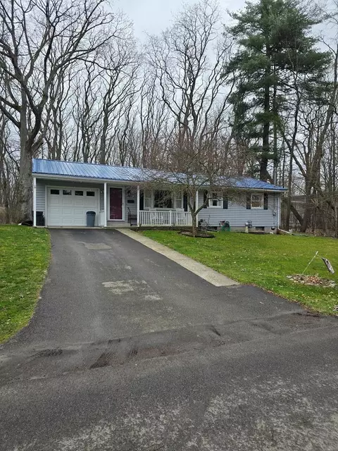 10 S Fowler St, Bath, NY 14810