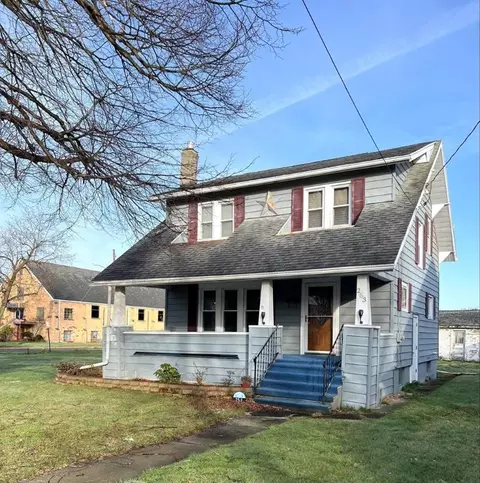 253 E Miller St, Elmira, NY 14904