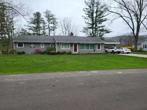 1735 Parker Rd, Elmira, NY 14905