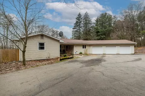656 Moss Hill Rd, Horseheads, NY 14845