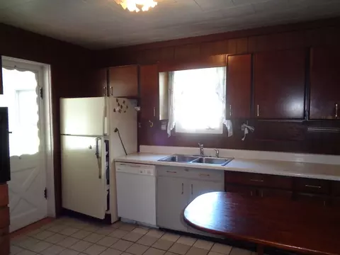 7 Campbell St, Bath, NY 14810 photo 6