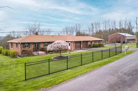 167 Jennings Rd, Veteran, NY 14845