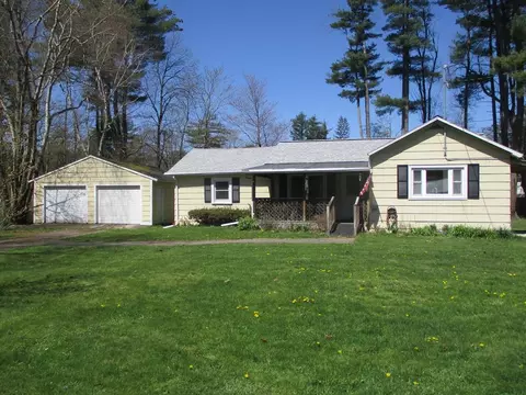15 Fernwood Ave, Elmira, NY 14905