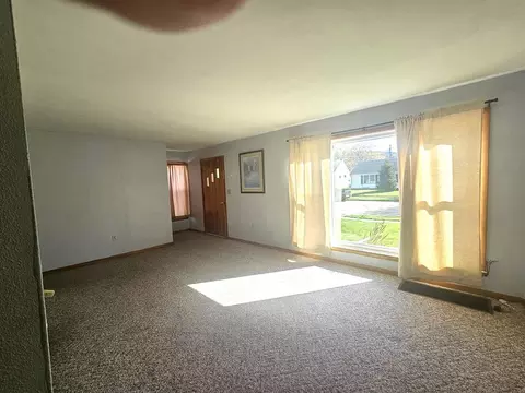18 Wilson St, Corning, NY 14830 photo 2