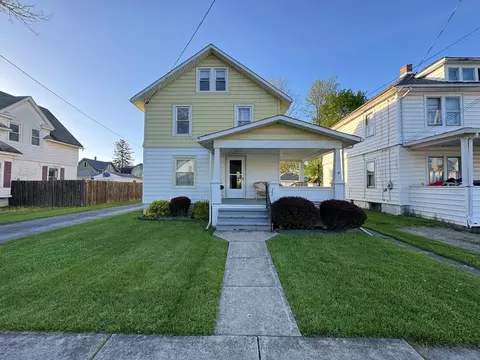 582 Lyon St, Elmira, NY 14904