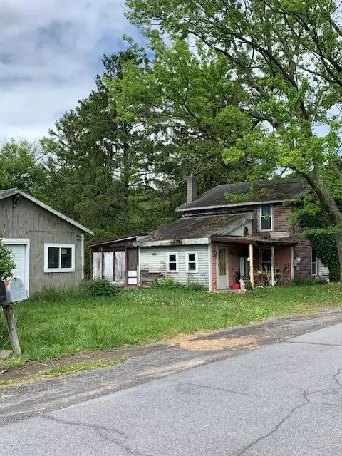 3905 Factory St, Burdett, NY 14818