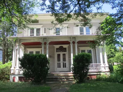 117 Walnut St, Elmira, NY 14905