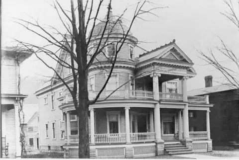 140 E First St, Corning, NY 14830 photo 4