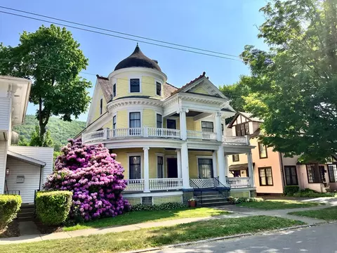 140 E First St, Corning, NY 14830 photo 3