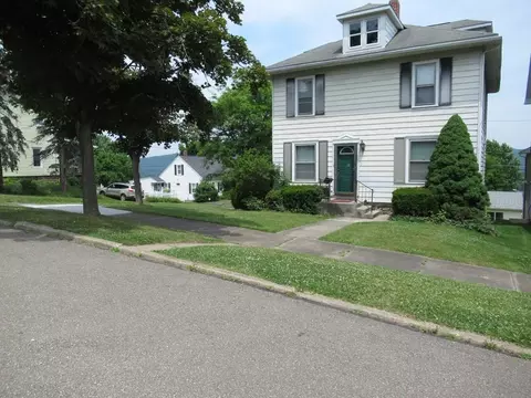 249 W Second St, Corning, NY 14830