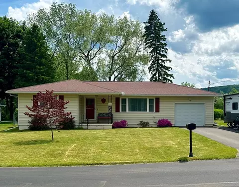 104 Bennett Circle Ext, Elmira, NY 14903
