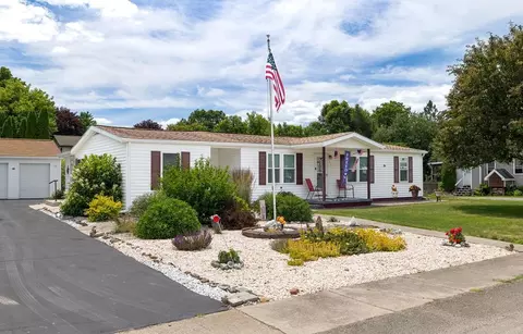 37 State St, Lawrenceville, PA 16929