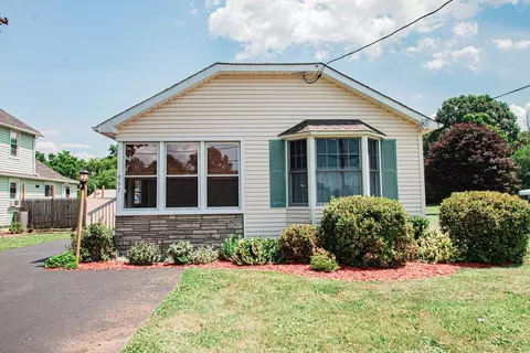 957 Sebring Ave, Southport, NY 14871