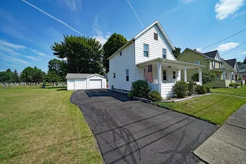 714 Hopkins St, Elmira, NY 14904