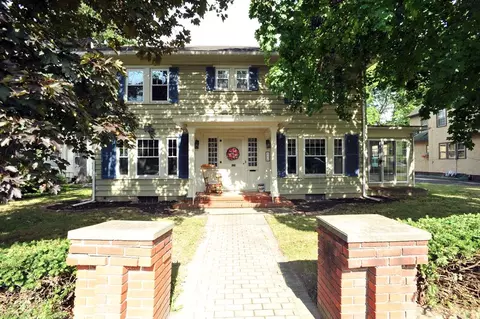204 Oakwood Ave, Elmira, NY 14903