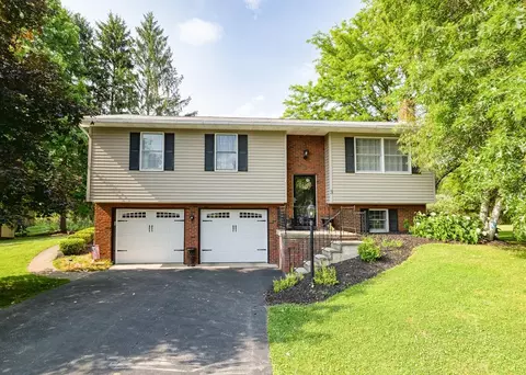 3 Garside St, Mansfield, PA 16933